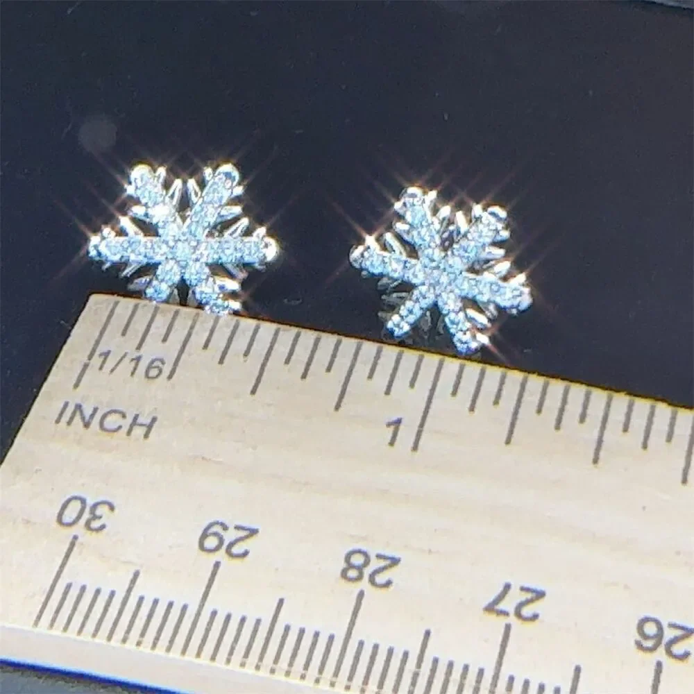 Silver Snowflake Crystal CZ Stud Earrings Christmas Theme - Picture 7 of 8